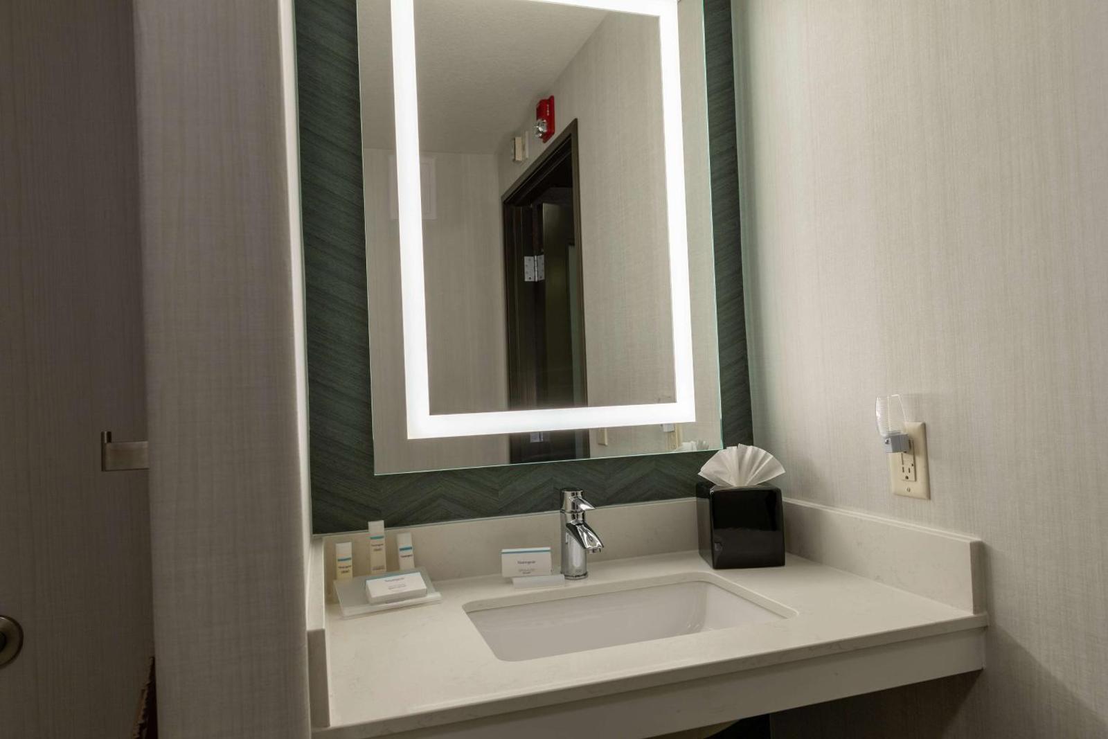 Hilton Garden Inn West Des Moines